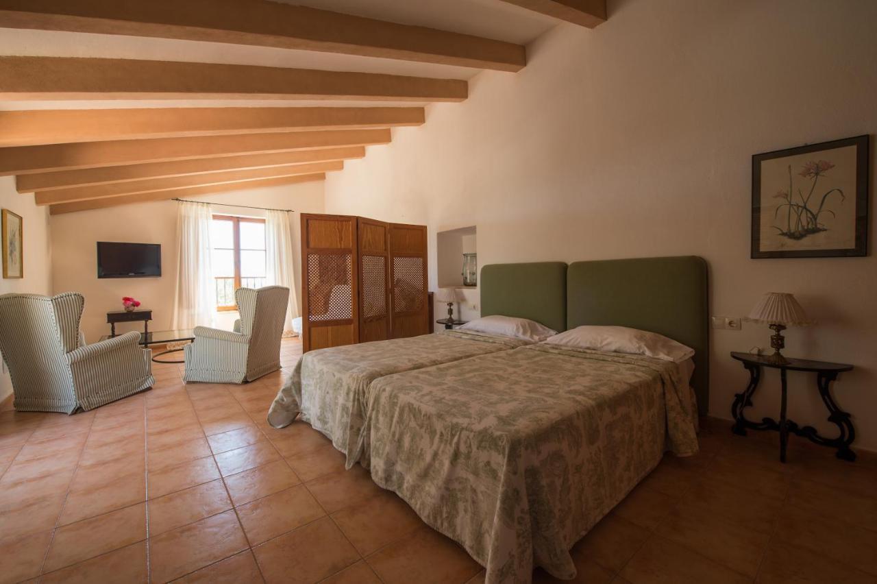Agroturismo Can Feliu Porreres Phòng bức ảnh